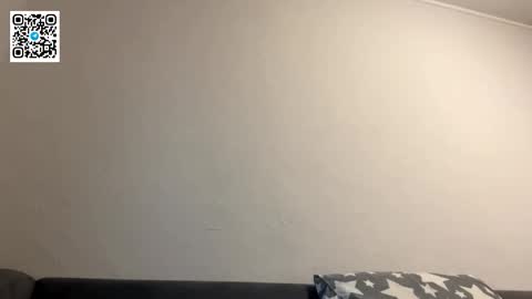 Olena online show from October 2, 2025, 3:19 pm