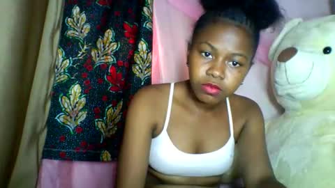 lara_belle online show from April 30, 2026, 6:31 am