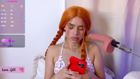 Lara Gill online show from September 26, 2025, 3:05 pm