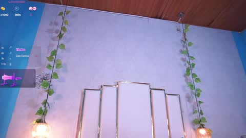 Snapshot of lara_giraldo chatting on December 18, 2024, 6:53 am Hello Guys I am Lara Giraldo WELCOME To my room online show from December 18, 2024, 6:53 am