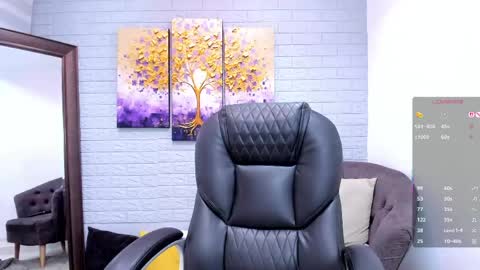      700  200   online show from June 2, 2026, 7:38 pm