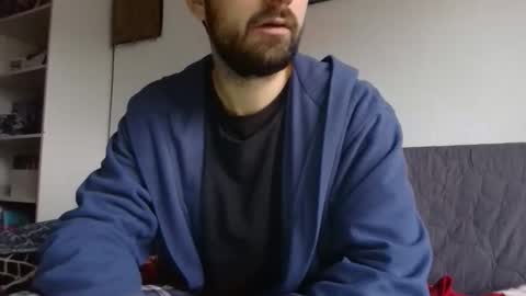 Snapshot of laraaan chatting on December 12, 2024, 1:17 pm laraaan online show from December 12, 2024, 1:17 pm