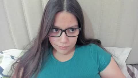 lara online show from February 25, 2025, 6:53 pm