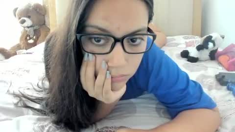 lara online show from November 6, 2025, 4:19 pm