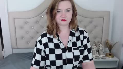 Snapshot of laraflirt chatting on January 31, 2025, 10:31 pm LaraFlirt online show from January 31, 2025, 10:31 pm