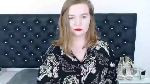 Snapshot of laraflirt chatting on February 21, 2025, 3:12 am LaraFlirt online show from February 21, 2025, 3:12 am