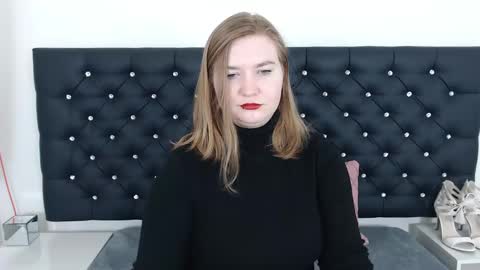 Snapshot of laraflirt chatting on March 7, 2025, 10:43 pm LaraFlirt online show from March 7, 2025, 10:43 pm