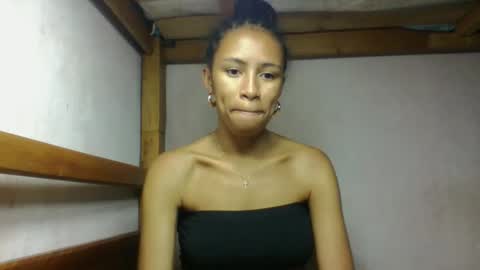 larah98 online show from February 22, 2026, 6:17 pm