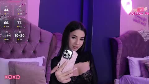 Snapshot of larakent chatting on June 3, 2026, 8:03 pm LaraKent online show from June 3, 2026, 8:03 pm