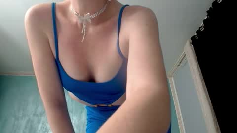 LaraLane online show from May 31, 2026, 7:48 pm