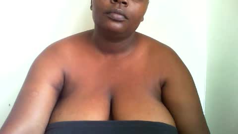 Snapshot of laralovex chatting on January 14, 2025, 10:59 am laralovex online show from January 14, 2025, 10:59 am