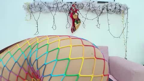 Lara Murphy online show from December 17, 2025, 7:20 pm