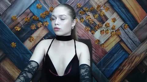 LaraPika online show from November 23, 2025, 6:08 pm