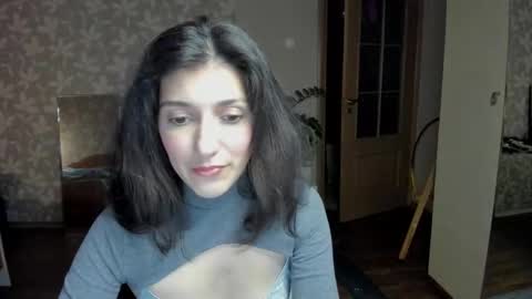 Larisa online show from October 23, 2025, 10:30 pm