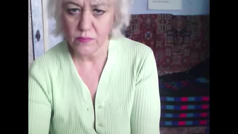 larisaq4ugo24 online show from February 18, 2025, 9:32 am