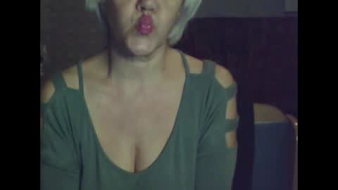 larisaq4ugo24 online show from September 13, 2025, 8:30 pm