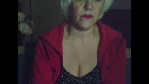 larisaq4ugo24 online show from September 27, 2025, 5:40 pm