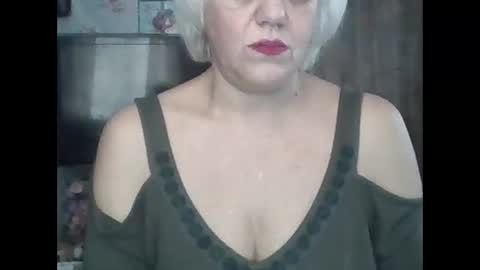 larisaq4ugo24 online show from October 23, 2025, 5:51 am