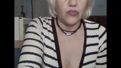 larisaq4ugo24 online show from December 18, 2025, 8:04 pm