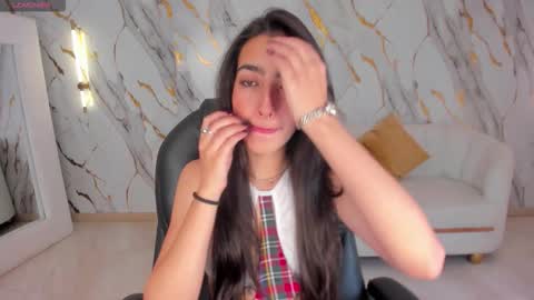 Larisa Smirnov online show from September 9, 2025, 4:23 am