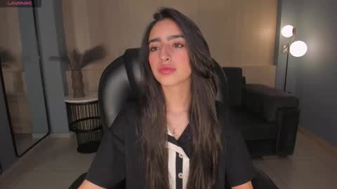 Larisa Smirnov online show from September 15, 2025, 1:05 am