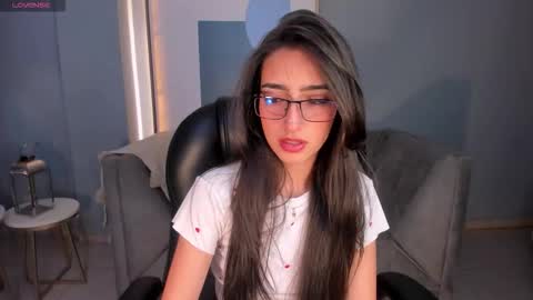 Larisa Smirnov online show from October 6, 2025, 12:08 am