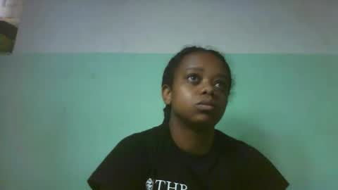 larissa645771 online show from September 22, 2025, 4:58 am