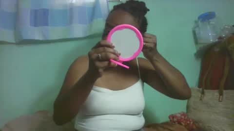 larissa645771 online show from November 26, 2025, 7:31 am