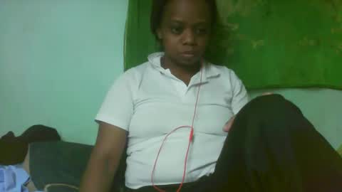 larissa645771 online show from March 19, 2026, 8:18 am