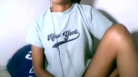 Snapshot of larra27 chatting on February 25, 2026, 7:01 pm Malala online show from February 25, 2026, 7:01 pm