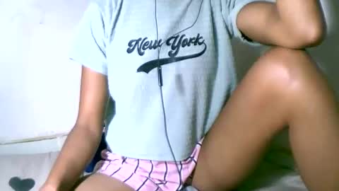 Snapshot of larra27 chatting on February 26, 2026, 9:36 pm Malala online show from February 26, 2026, 9:36 pm