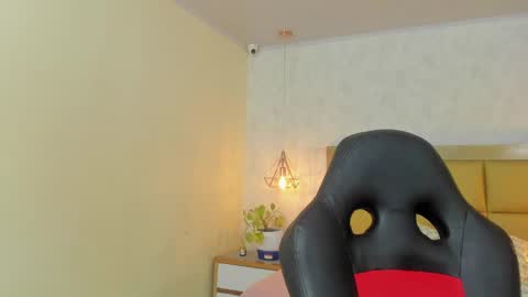  MIA  online show from September 16, 2025, 12:17 pm