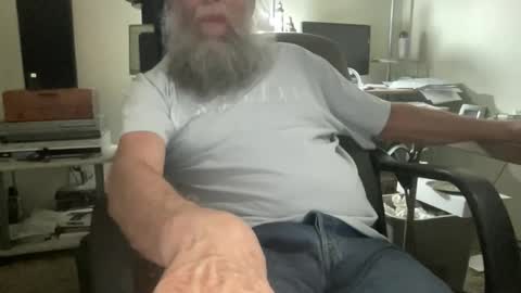 Snapshot of laser134 chatting on February 18, 2026, 3:35 am chris online show from February 18, 2026, 3:35 am