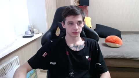 Snapshot of last_kenny chatting on December 5, 2024, 1:28 pm Kenny online show from December 5, 2024, 1:28 pm