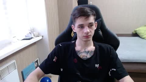 Snapshot of last_kenny chatting on January 21, 2025, 1:43 pm Kenny online show from January 21, 2025, 1:43 pm