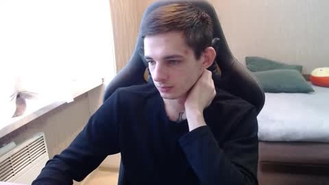 Snapshot of last_kenny chatting on October 3, 2025, 12:02 pm Kenny online show from October 3, 2025, 12:02 pm