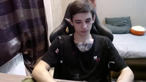 Snapshot of last_kenny chatting on October 24, 2025, 11:39 am Kenny online show from October 24, 2025, 11:39 am