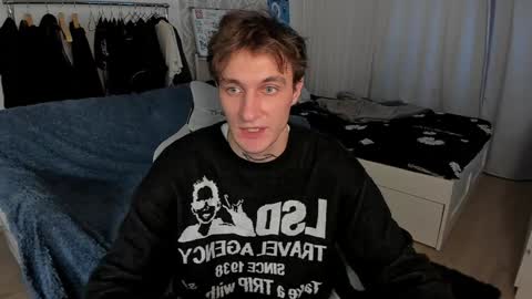 Snapshot of lastnight4you chatting on December 2, 2024, 6:09 am acie online show from December 2, 2024, 6:09 am