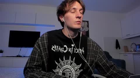 Snapshot of lastnight4you chatting on February 8, 2025, 10:08 pm acie online show from February 8, 2025, 10:08 pm