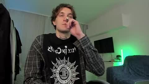 Snapshot of lastnight4you chatting on March 5, 2025, 6:01 pm acie online show from March 5, 2025, 6:01 pm