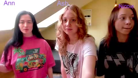 lastpizzaparty online show from June 9, 2026, 8:37 am