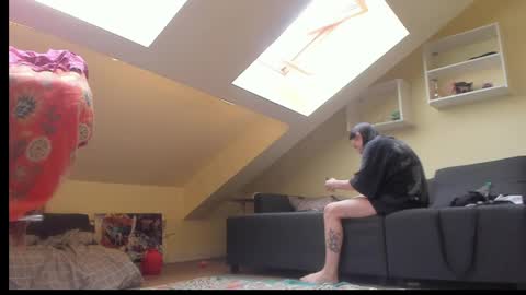 lastpizzaparty online show from June 10, 2026, 1:54 pm