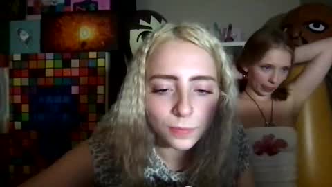 Snapshot of latenightkash chatting on February 28, 2026, 7:31 am Roxy blue online show from February 28, 2026, 7:31 am