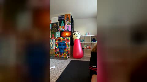 Snapshot of latenightkash chatting on March 1, 2026, 12:45 am Roxy blue online show from March 1, 2026, 12:45 am