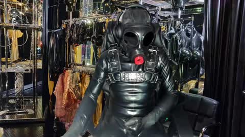 latexlover202 online show from December 21, 2024, 11:34 pm