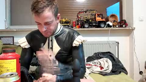 Latexmaid69 online show from December 3, 2024, 10:07 pm