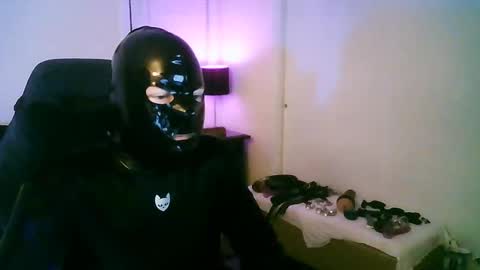 latexminheadroom online show from October 20, 2025, 1:50 am