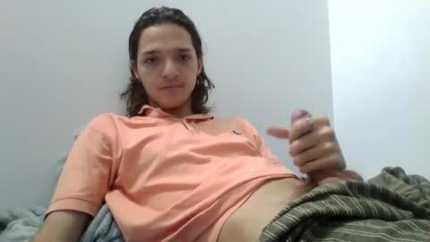 Snapshot of latin_boi6 chatting on March 6, 2025, 1:16 am Angel online show from March 6, 2025, 1:16 am