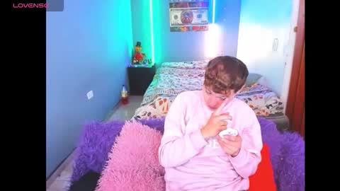 Snapshot of latin_boysxxx_ chatting on February 24, 2026, 7:01 pm latin_boysxxx_ online show from February 24, 2026, 7:01 pm