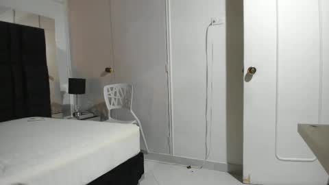 Johana y Santiago online show from March 5, 2025, 10:55 am